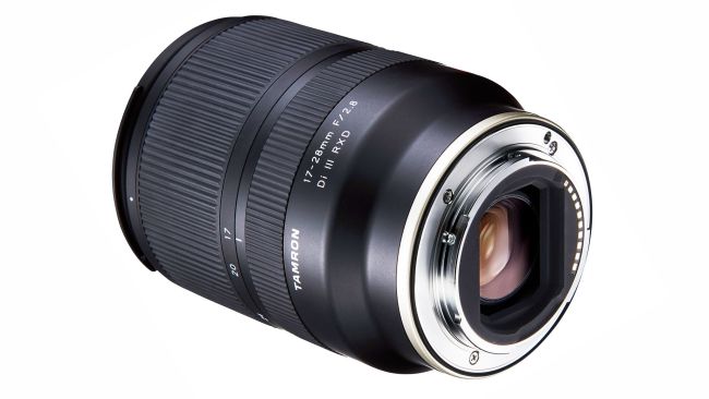 Tamron 17-28mm f/2.8 Di III RXD Lens for Sony E - 7PC Accessory Bundle